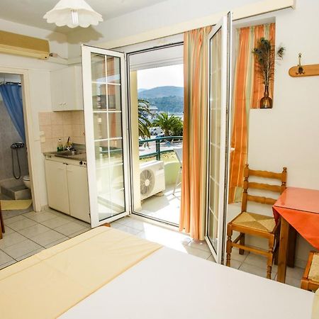 Myros Studios Argostóli Extérieur photo